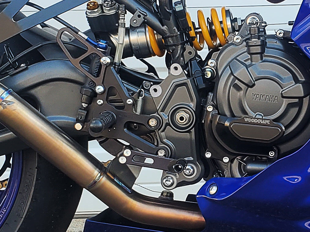 Yamaha R7 Rear Set Plates Yamaha YZF-R7, 2022, Complete Rearset Kit w/ Pedals – Superbike Supply